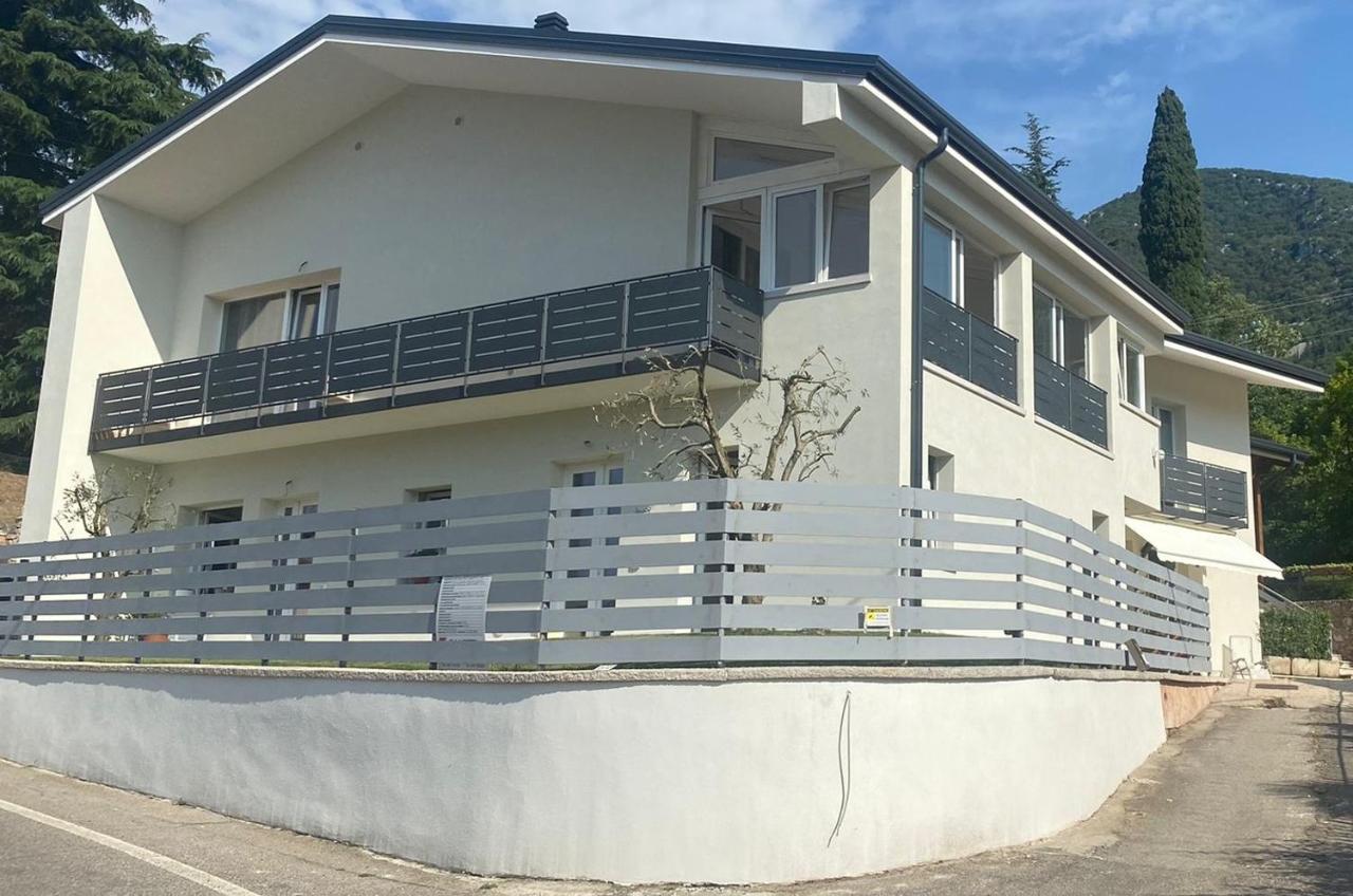 Garda 33 Caprino Veronese公寓 外观 照片