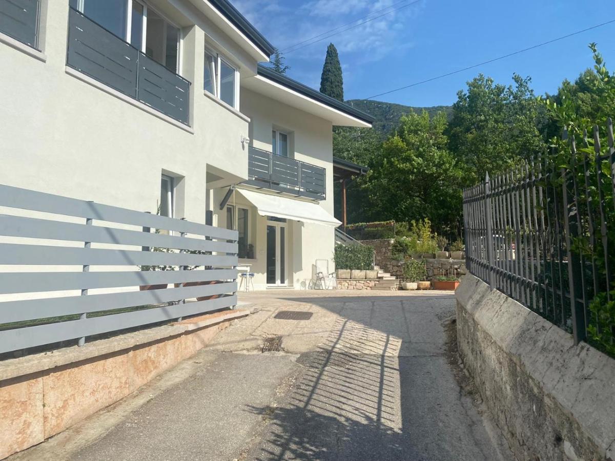Garda 33 Caprino Veronese公寓 外观 照片