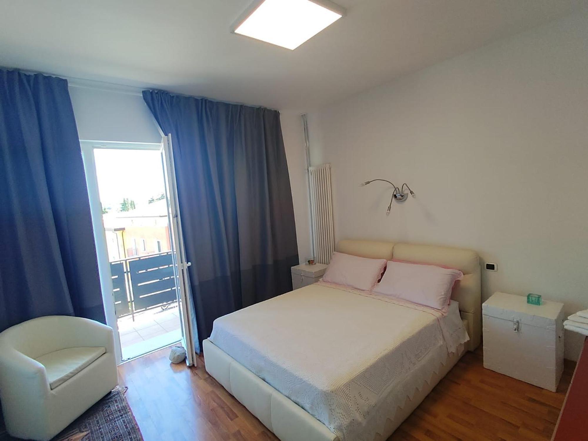 Garda 33 Caprino Veronese公寓 客房 照片